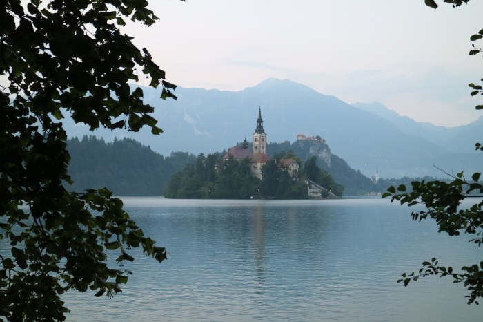 20150720_190318460_iOS