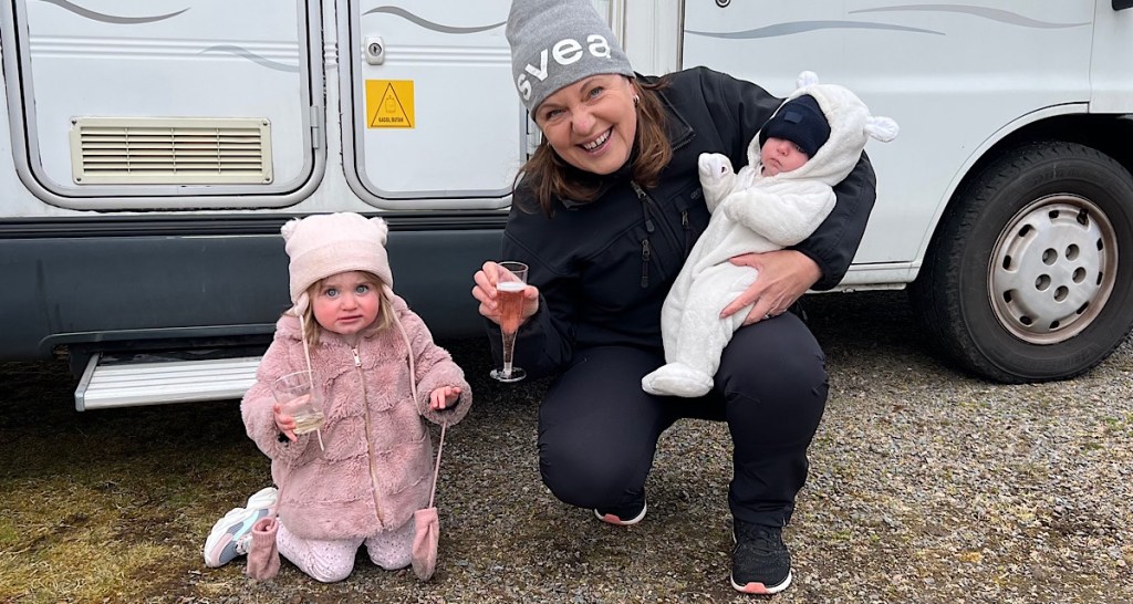 Husbilspremiär för Matilda med&nbsp;familj!